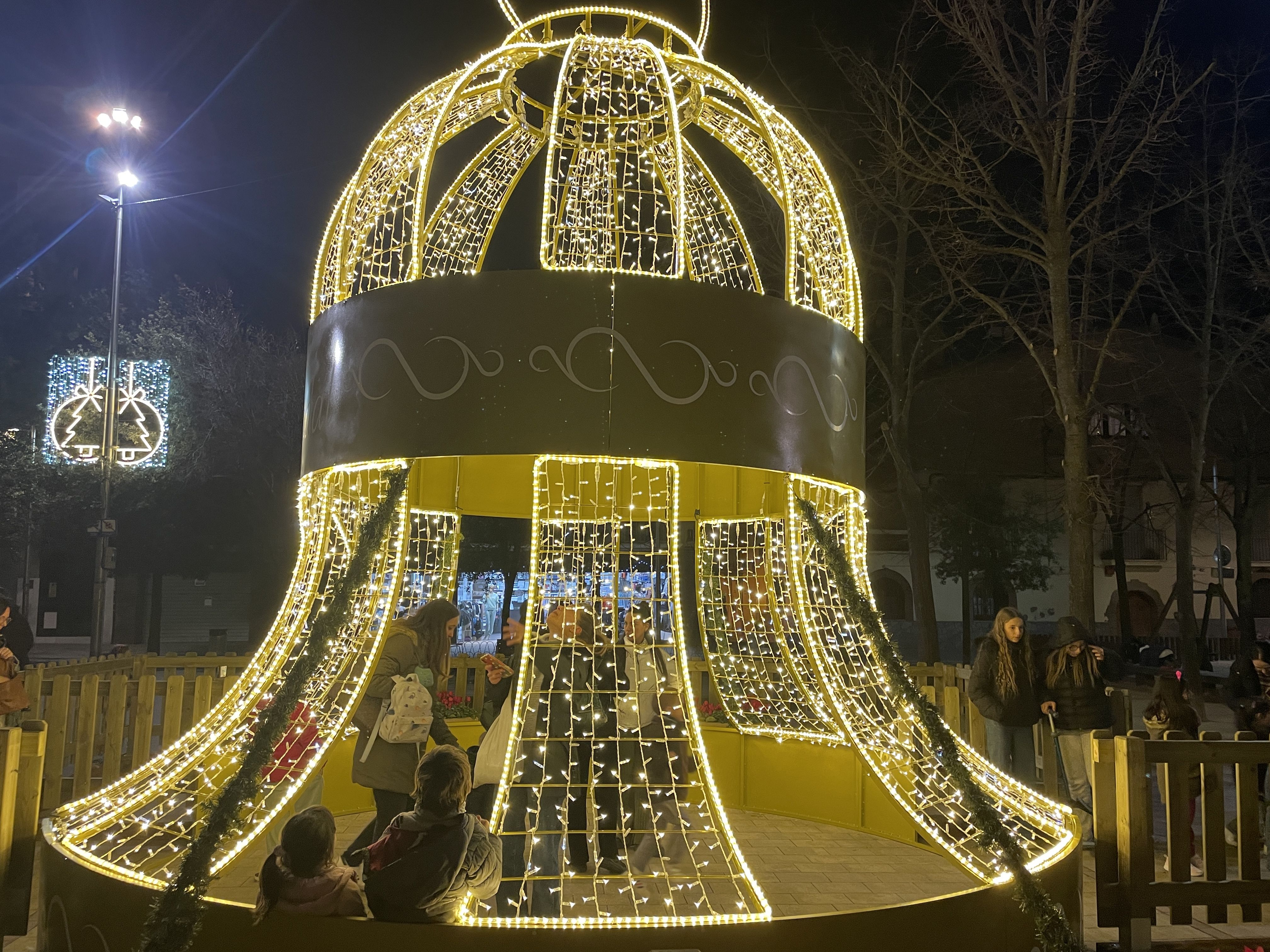 Encesa de l'enllumenat de Nadal 2025. FOTO: Estela Luengo