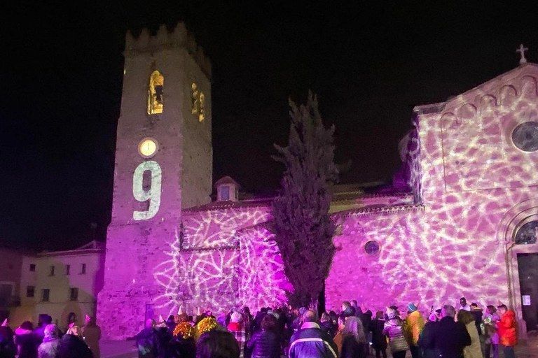 Campanades i festa de cap d'any per donar la benvinguda al 2026. FOTO: Ajuntament de Rubí