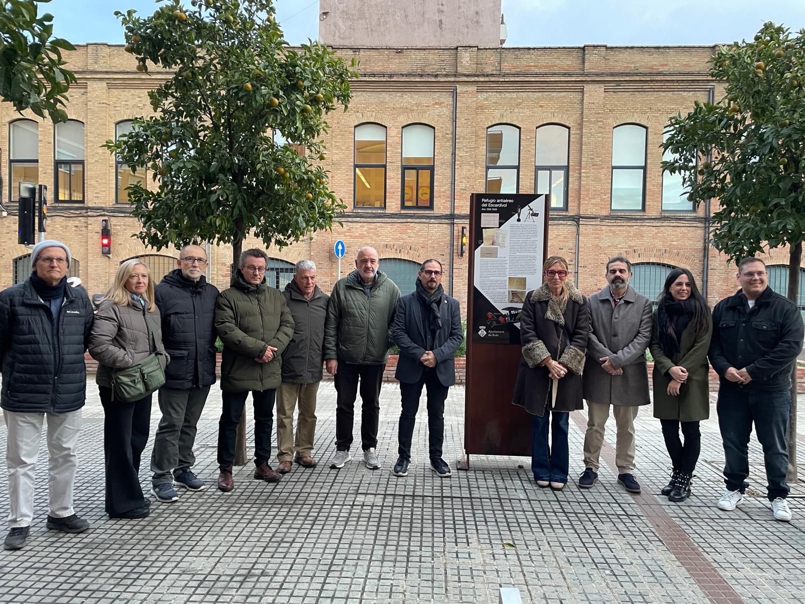 Inaugurada la senyalització del refugi antiaeri del carrer de Cadmo. FOTO: Estela Luengo