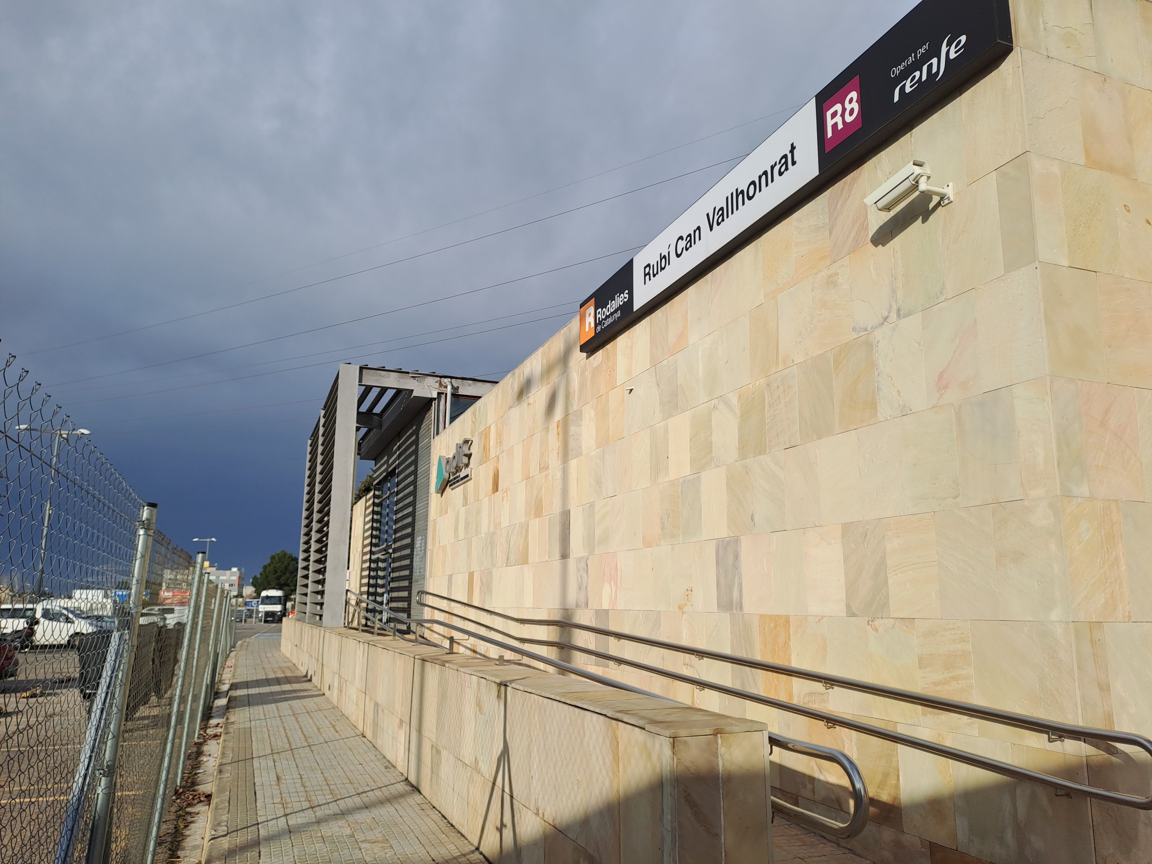 Estació Rubí-Can Vallhonrat de Renfe Rodalies per on passa l'R8. FOTO: Redacció TOT Rubí
