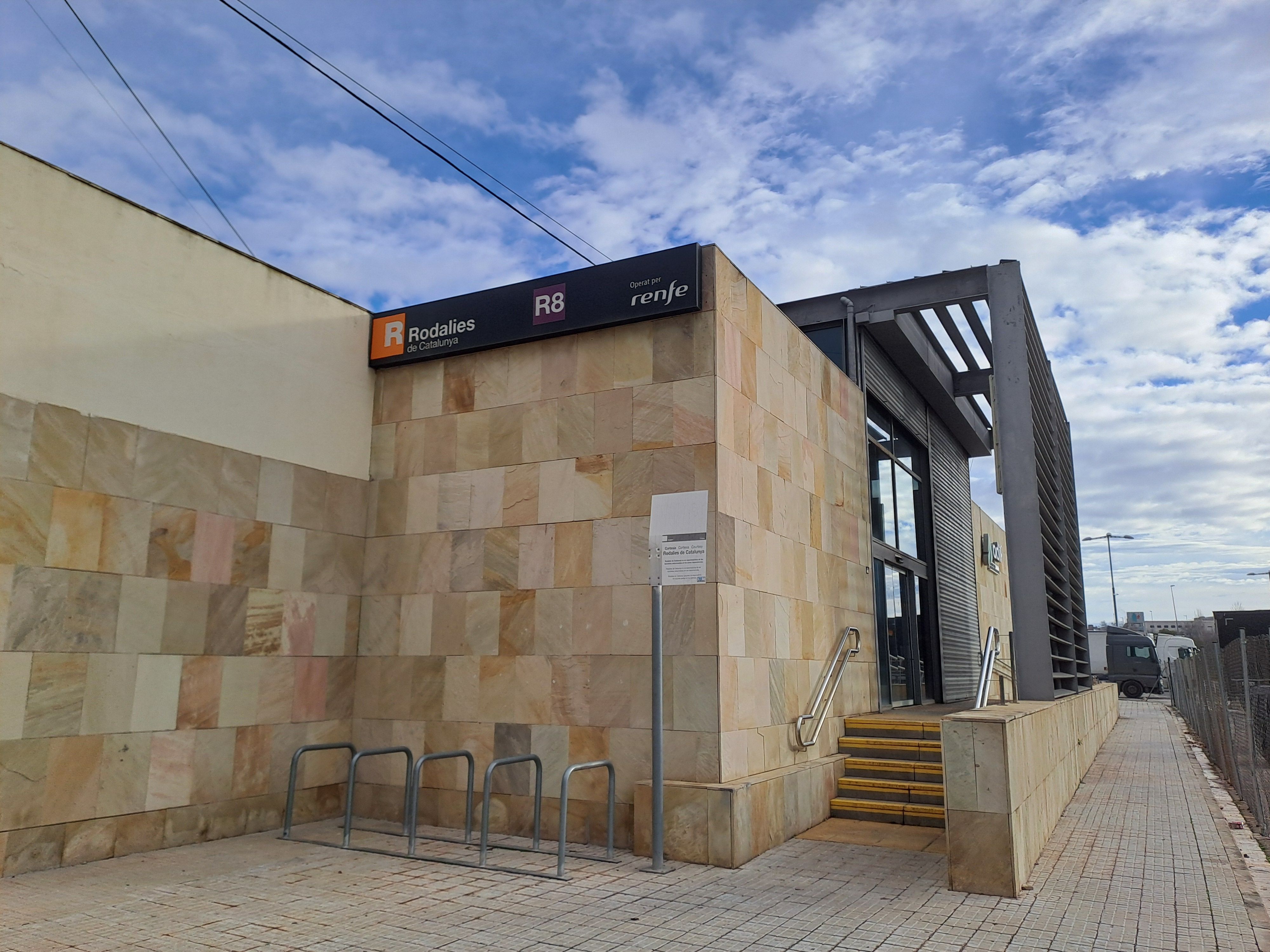 Estació Rubí-Can Vallhonrat de Renfe Rodalies per on passa l'R8. FOTO: Redacció TOT Rubí