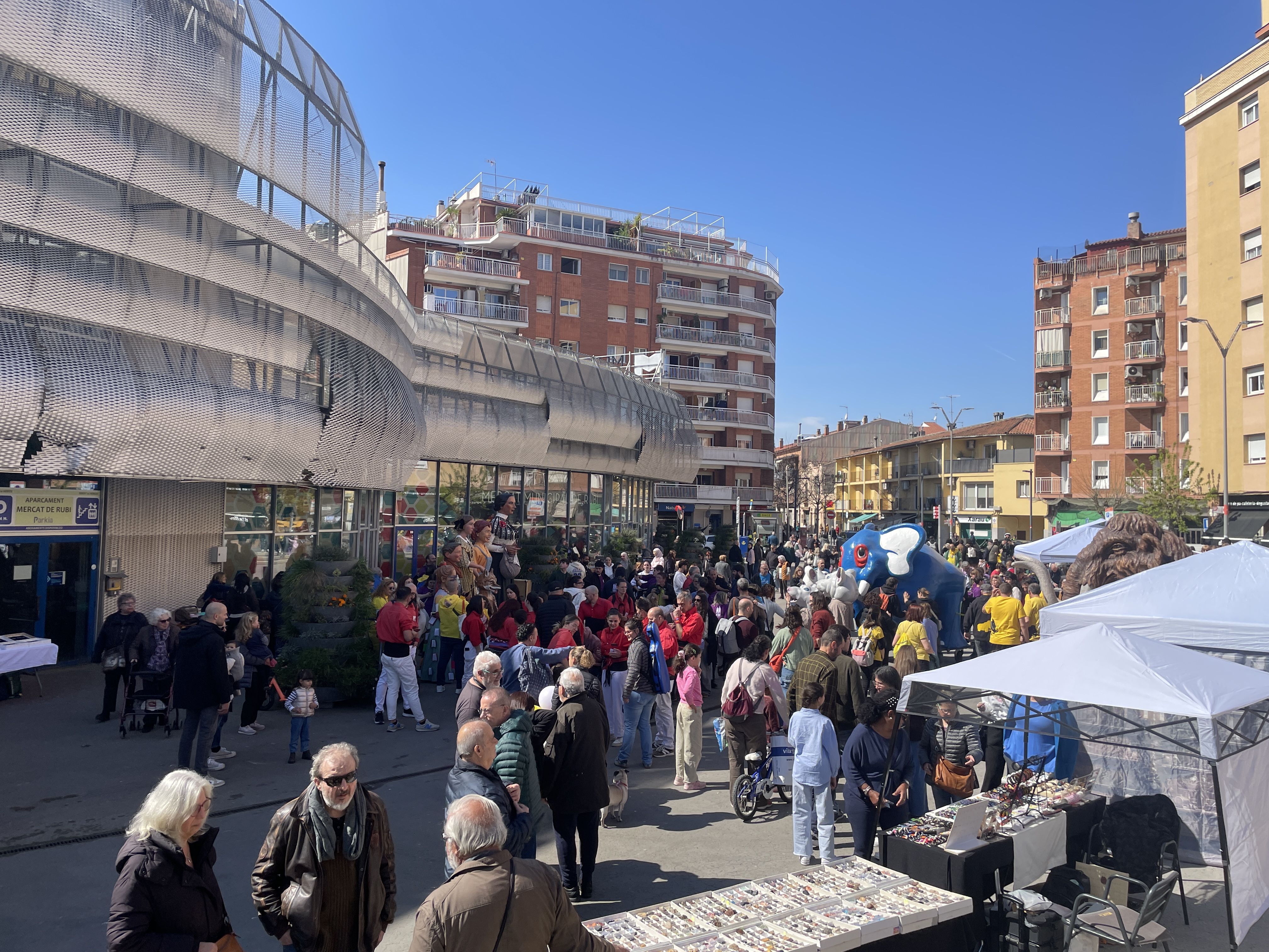 Un matí d'art al Mercat i presentació del conte del Bòjum FOTO: Marta Casas