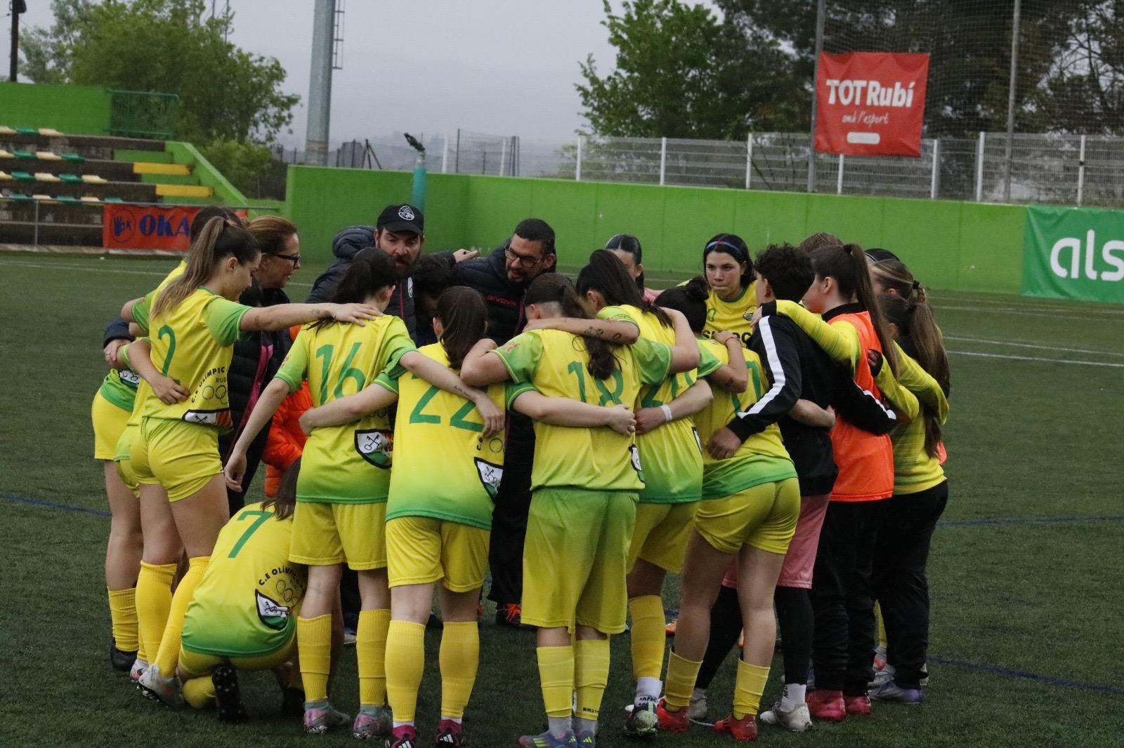 Victòria de mèrit del CE Olimpic Can Fatjó femení FOTO: Cedida/CE Olimpic