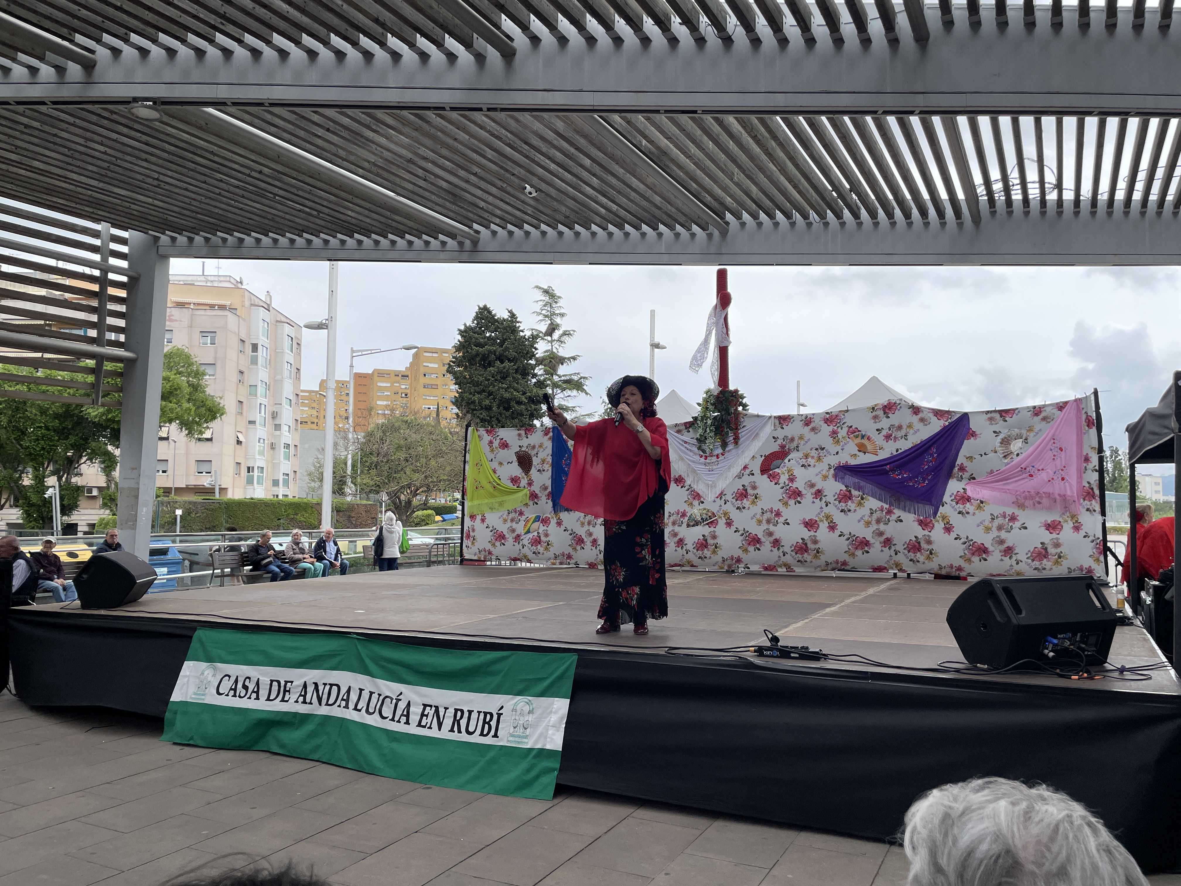 Rubí celebra la Cruz de Mayo de la mà de la Casa de Andalucía FOTO: Marta Casas