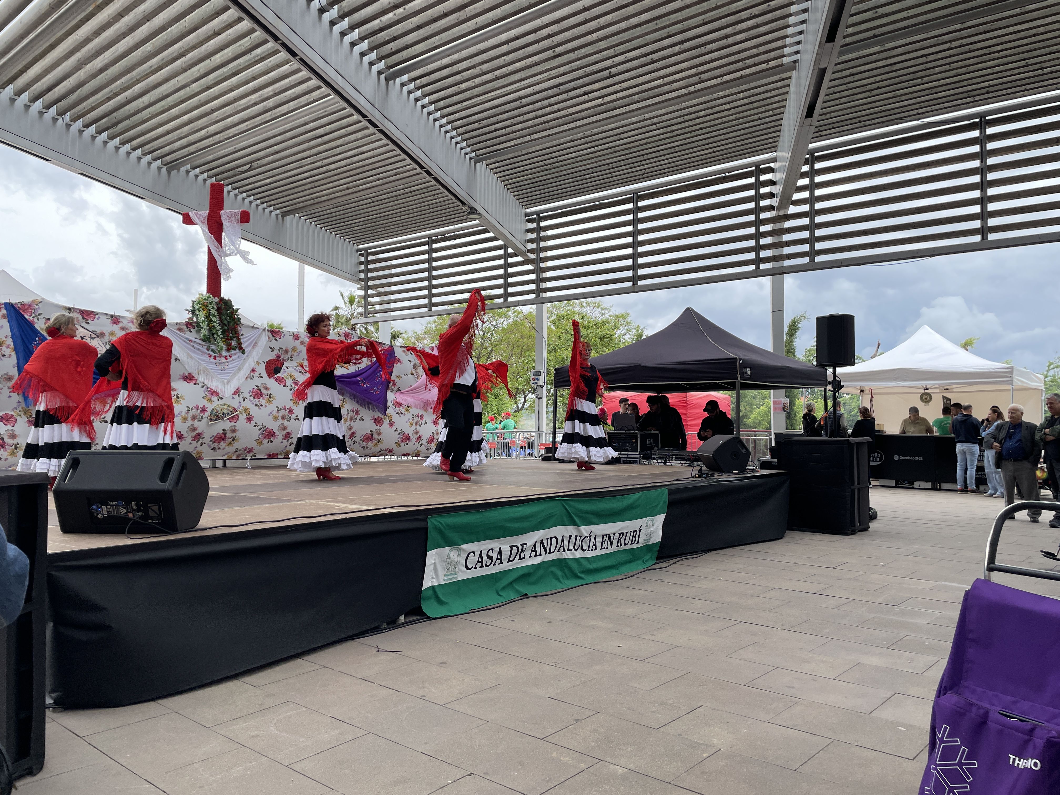 Rubí celebra la Cruz de Mayo de la mà de la Casa de Andalucía FOTO: Marta Casas