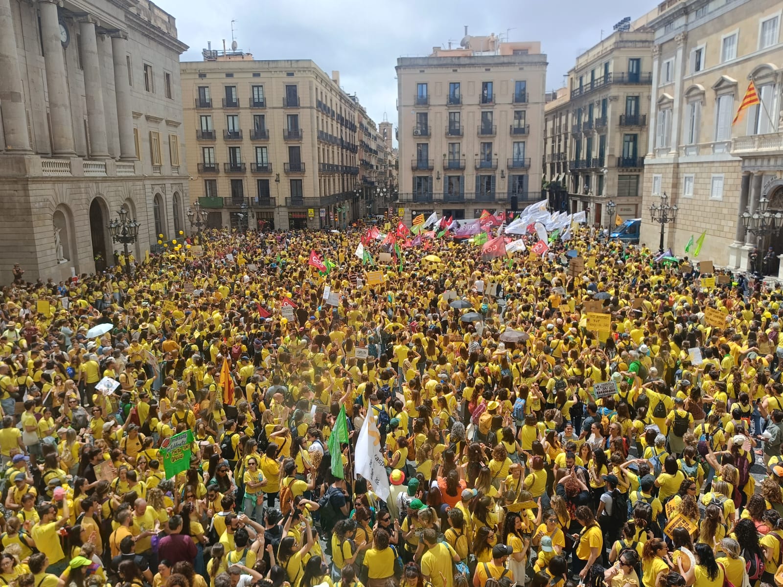 Gran manifestació a Barcelona per defensar l'educació pública FOTO: Cedida/Assemblea Docents Rubí