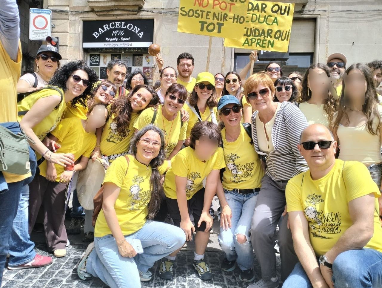 Docents de Rubí, a la manifestació del 12 de maig de 2026 FOTO: Assemblea de Docents de Rubí