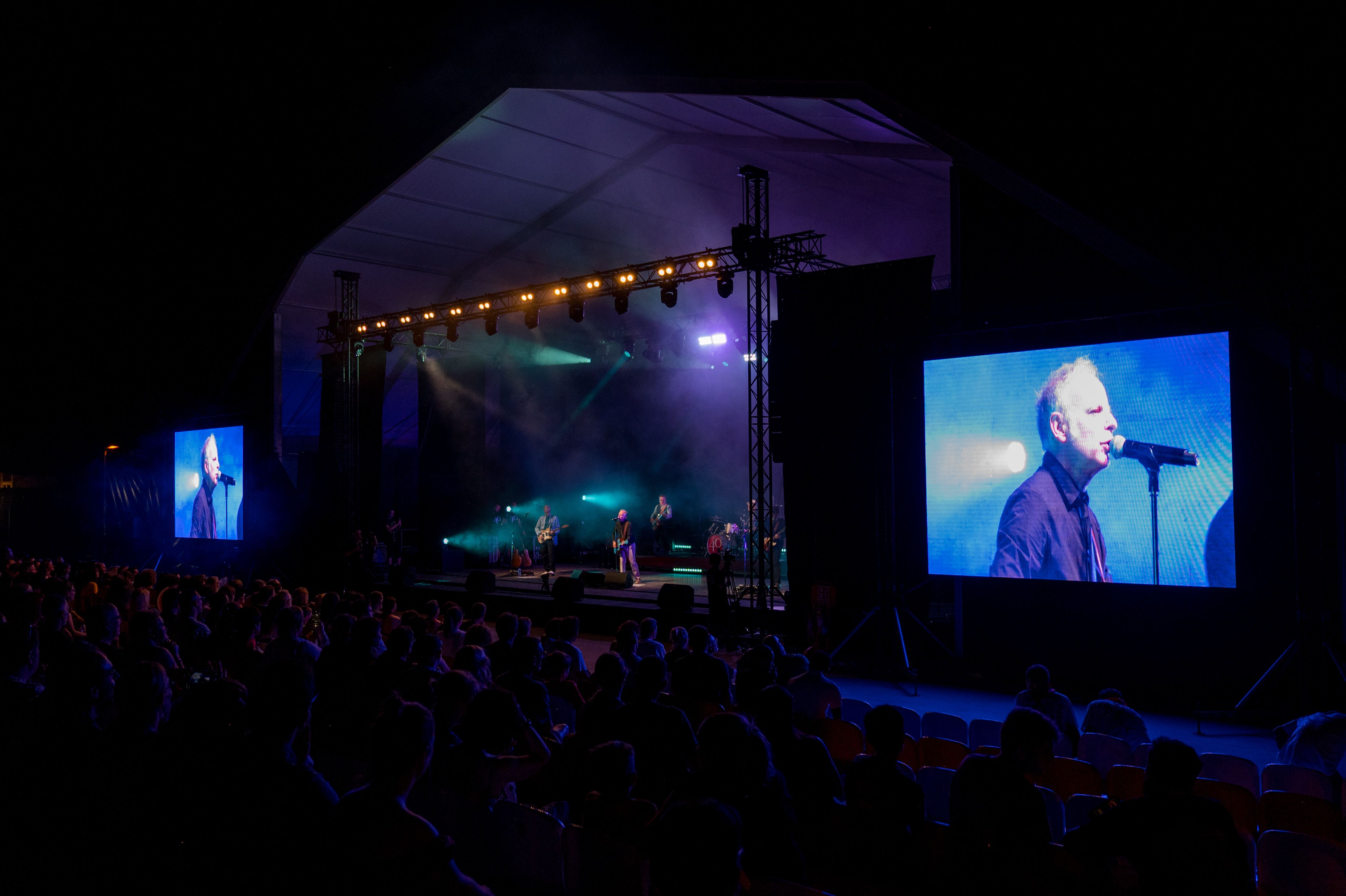 Concert d'Els Pets a l'amfiteatre del Parc del Castell FOTO: Carmelo Jiménez