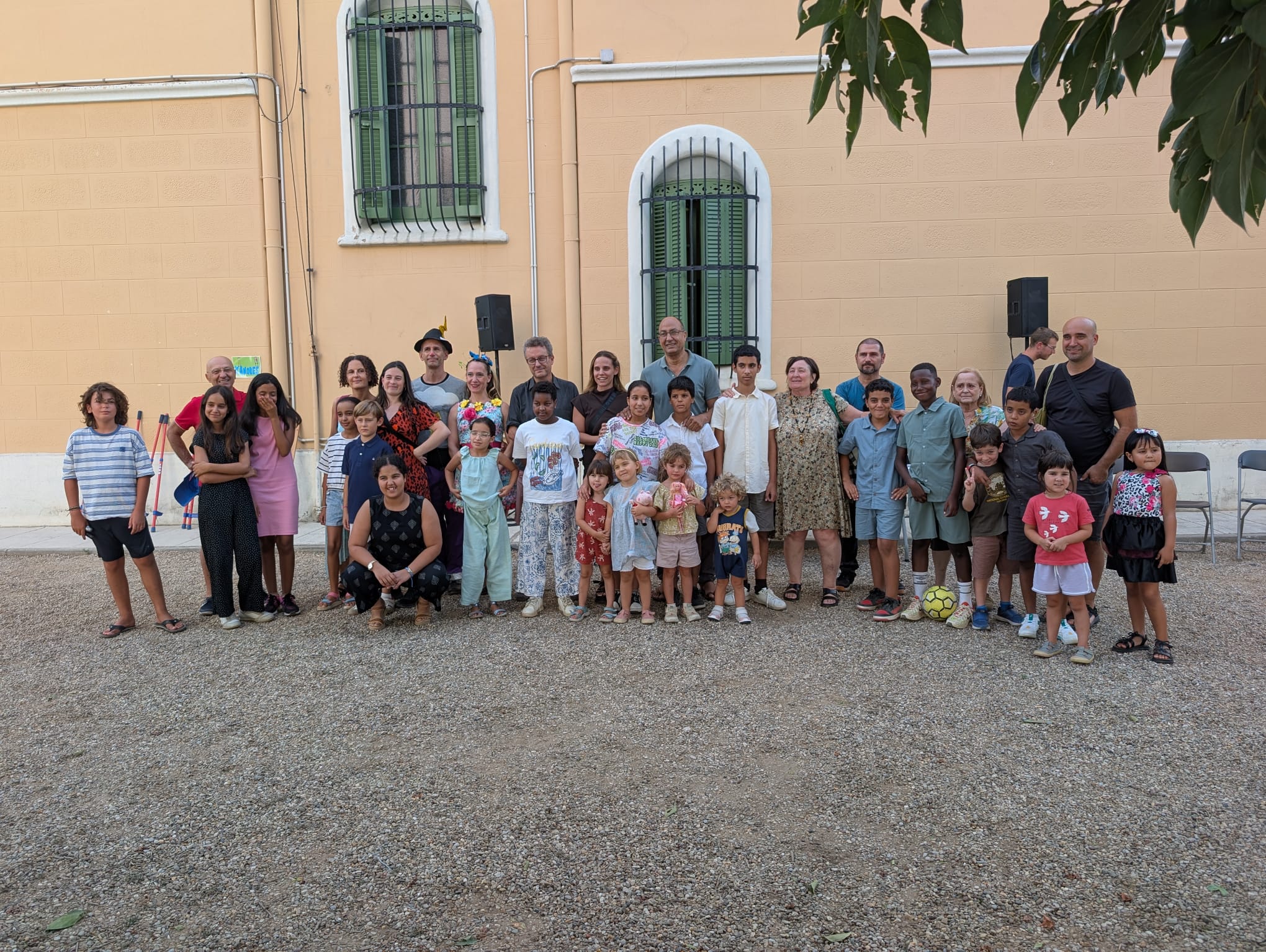 L'Ateneu de Rubí dona la benvinguda als infants sahrauís amb una tarda de festa i convivència. FOTO: Redacció TOT Rubí