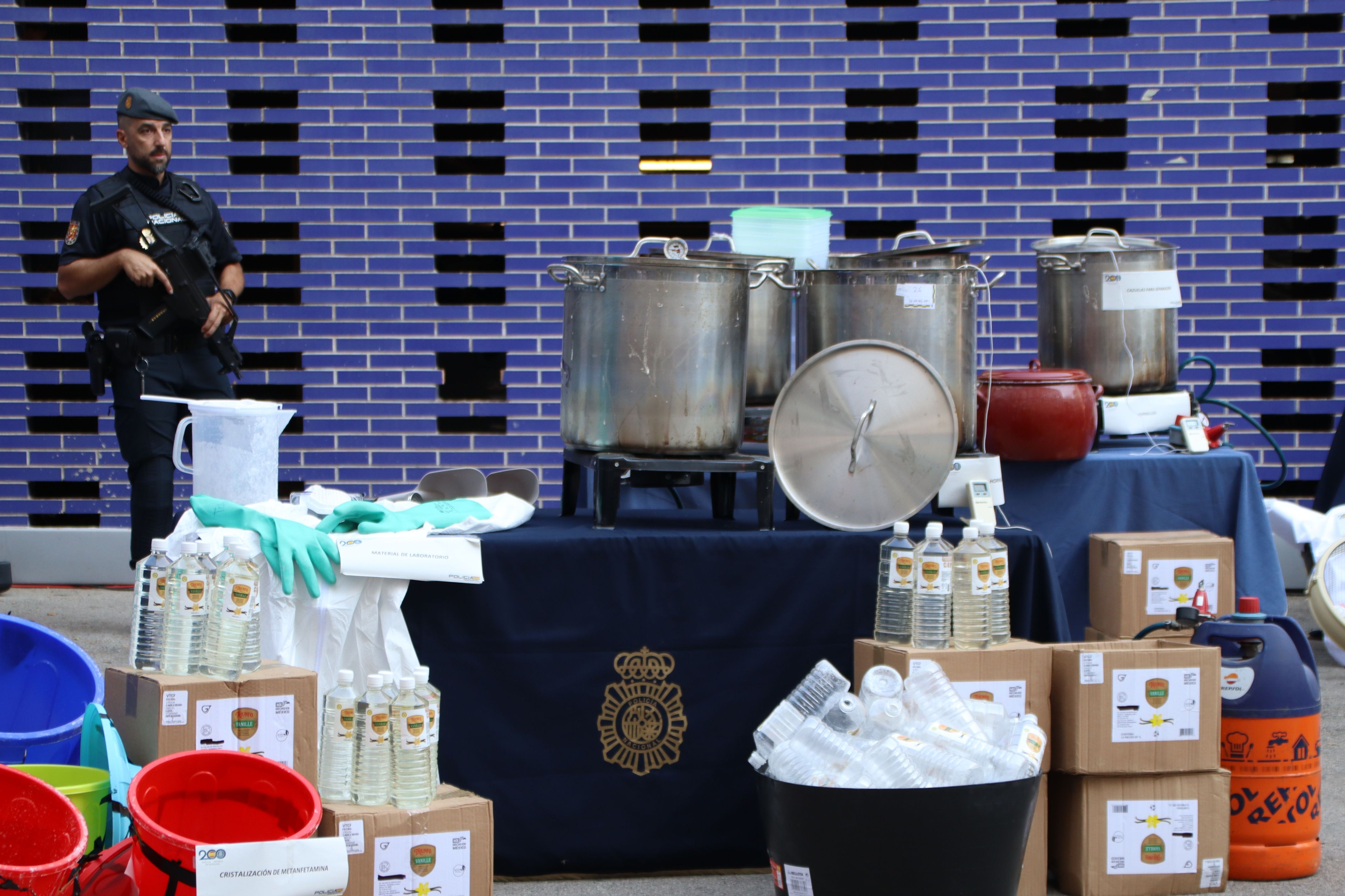 Material intervingut a Almenar FOTO: ACN/Blanca Blay
