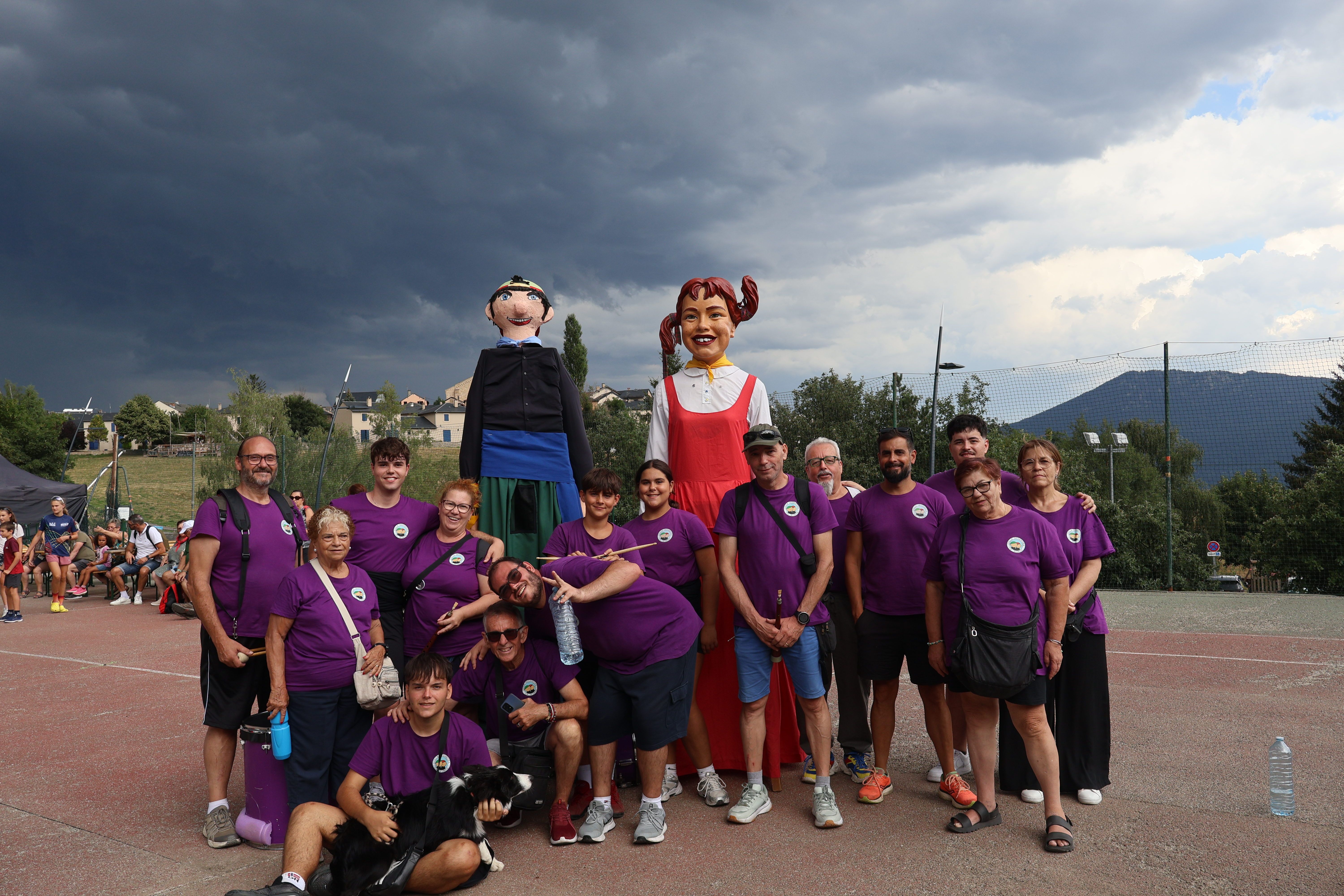 Els Gegants de Ca n'Oriol visiten Les Angles FOTO: Cedida