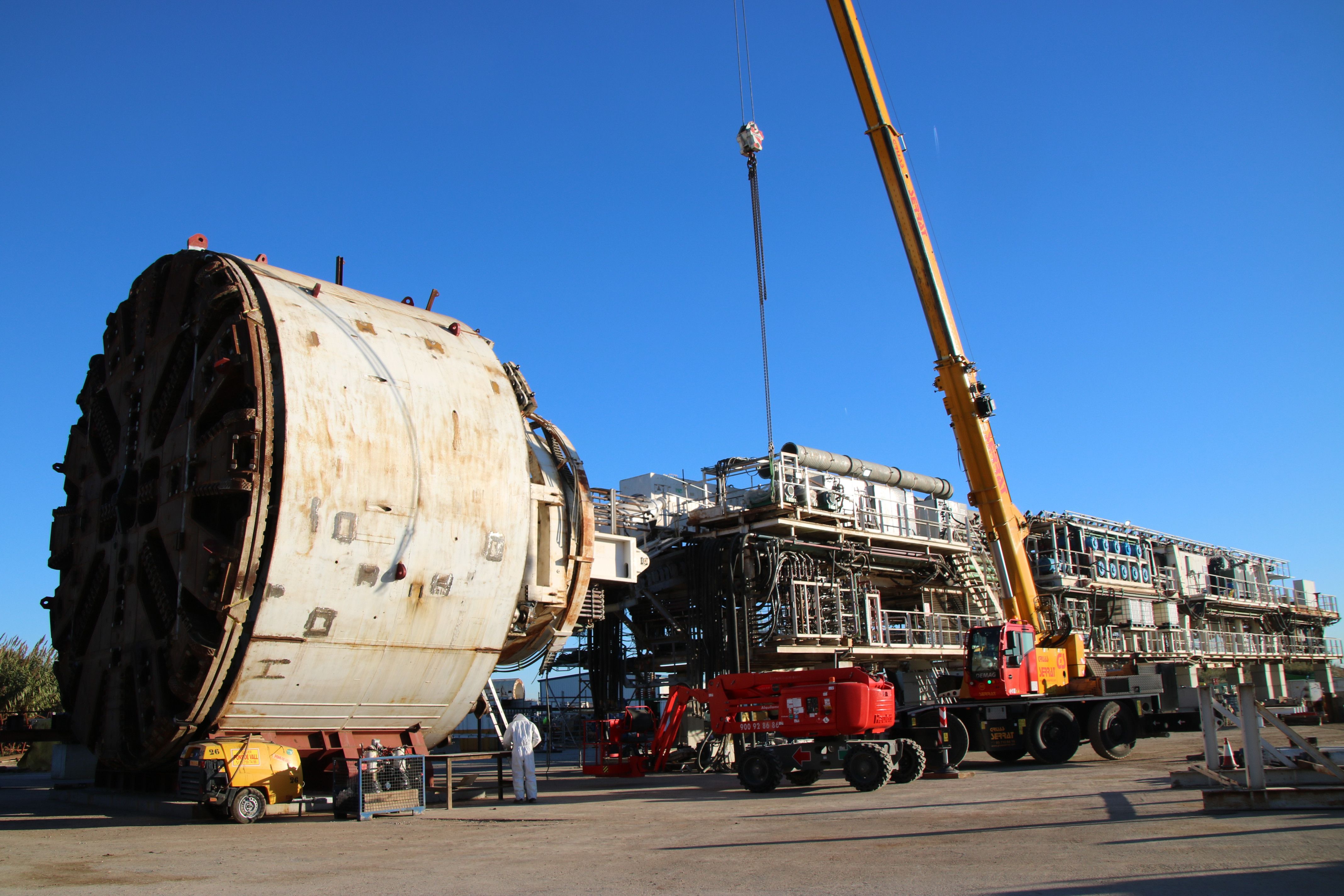 Treballs de la tuneladora de l'L8. FOTO: ACN/Albert Hernàndez