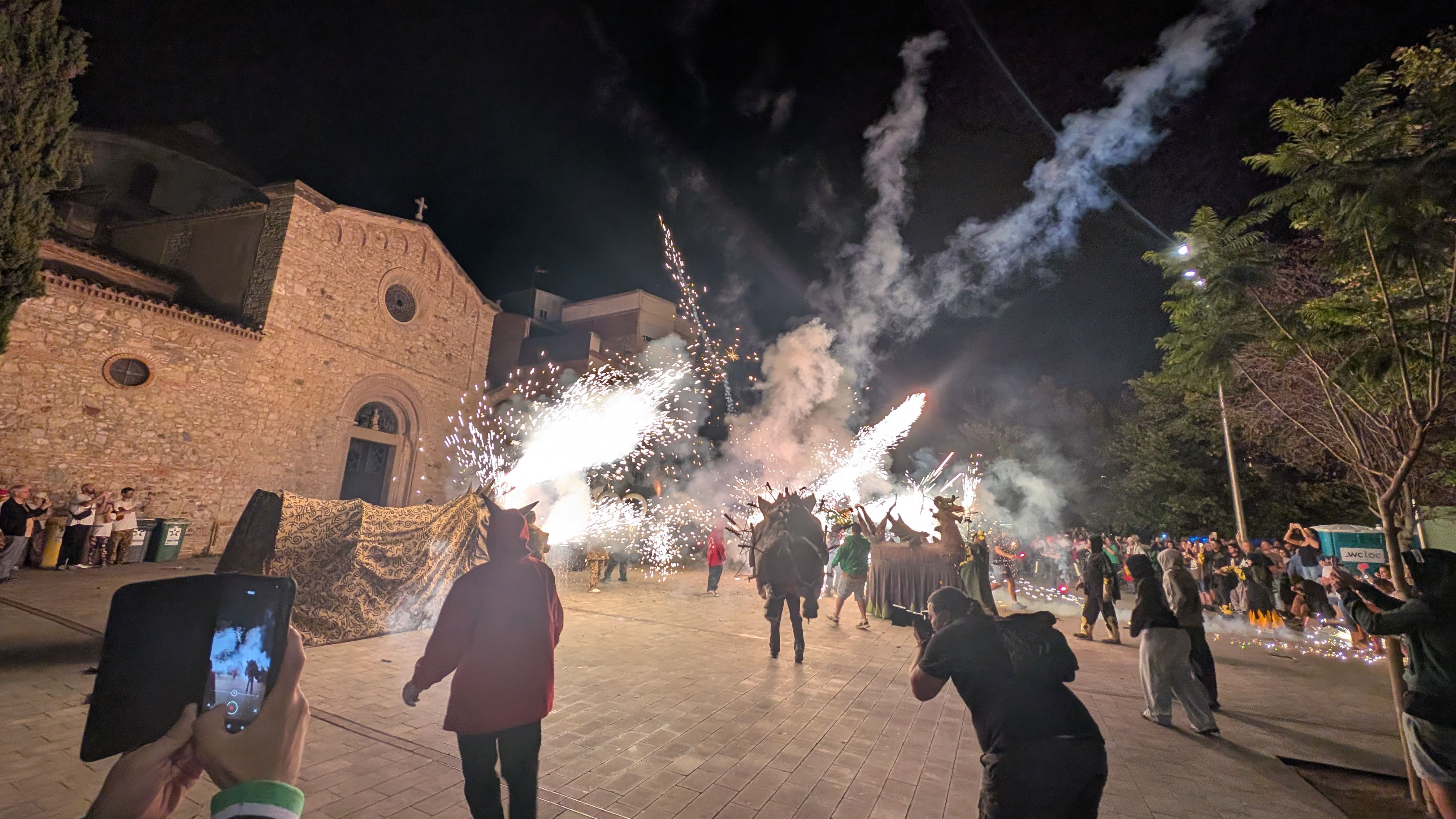 XIV Trobada de Bèsties de FOC pels Tocs de Sant Roc FOTO: Marta Casas