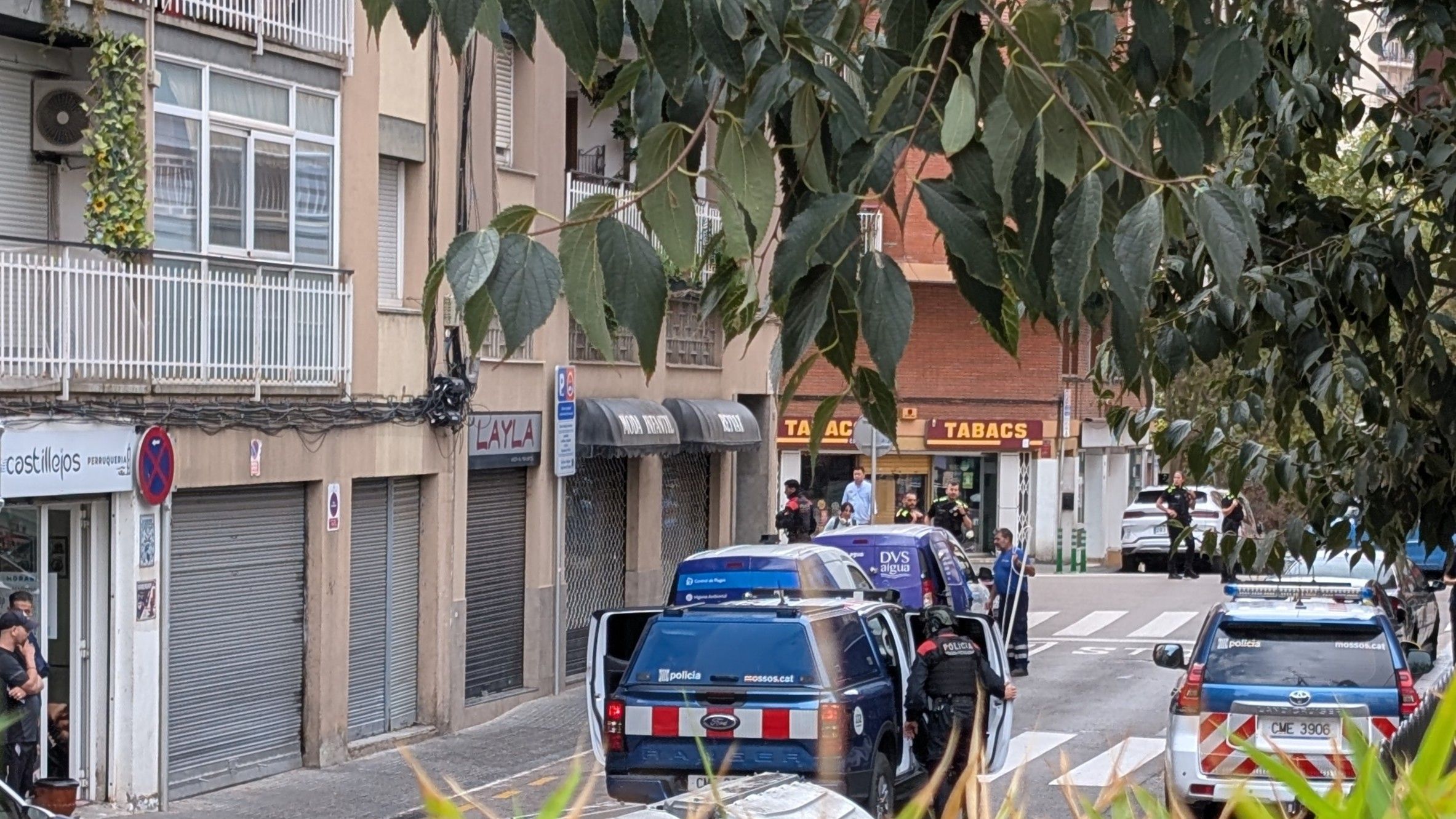 Operatiu dels Mossos d'Esquadra a Rubí aquest dijous, 1 d'octubre FOTO: Marta Casas