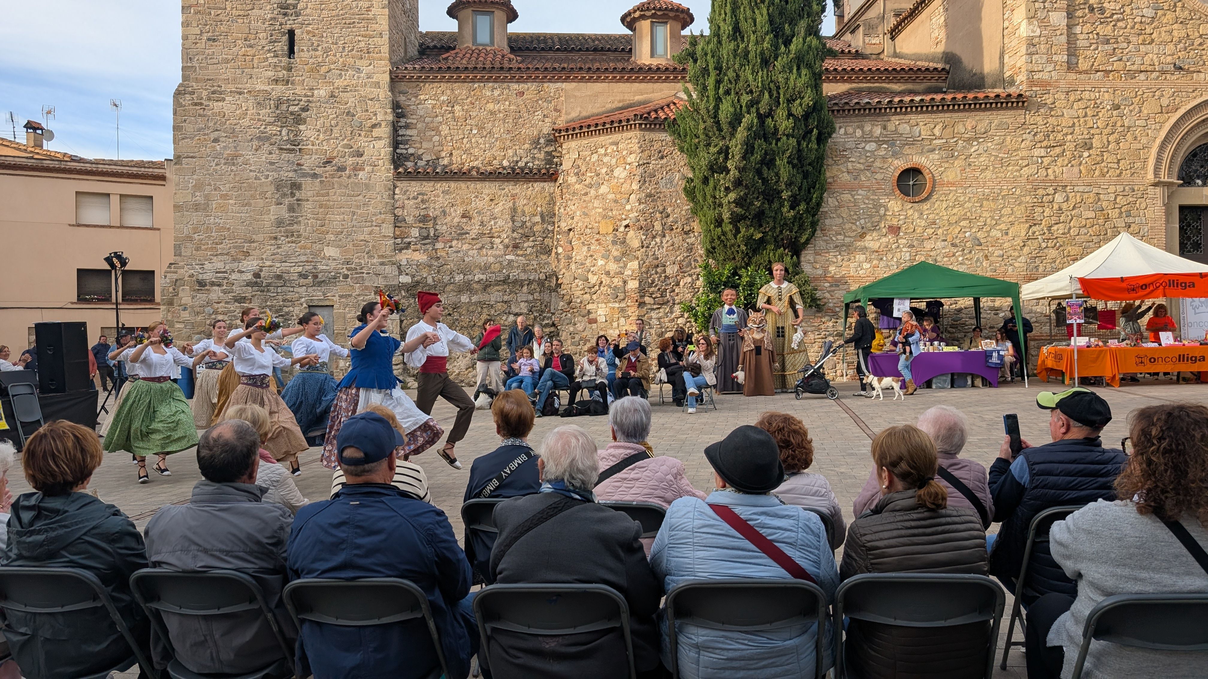 Actuació de l'Esbart Dansaire a la Fira de Sant Galderic FOTO: Marta Casas